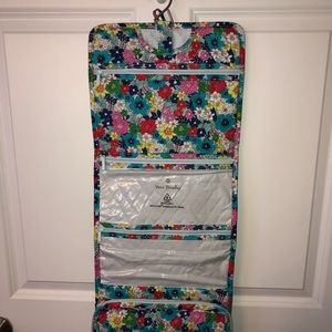 Vera Bradley hanging organizer